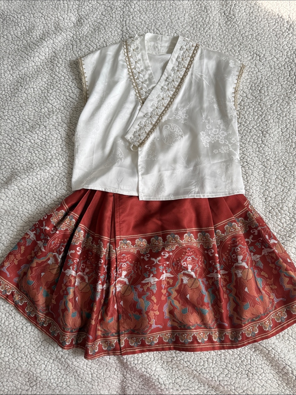 Traditional Kids Costume Set in White and Red - Elegant Festival Outfit